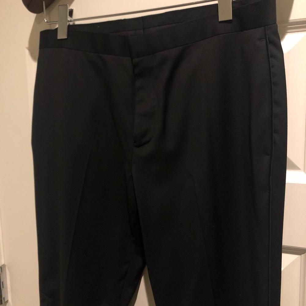 Theory Tuxedo - Picture 5 of 6